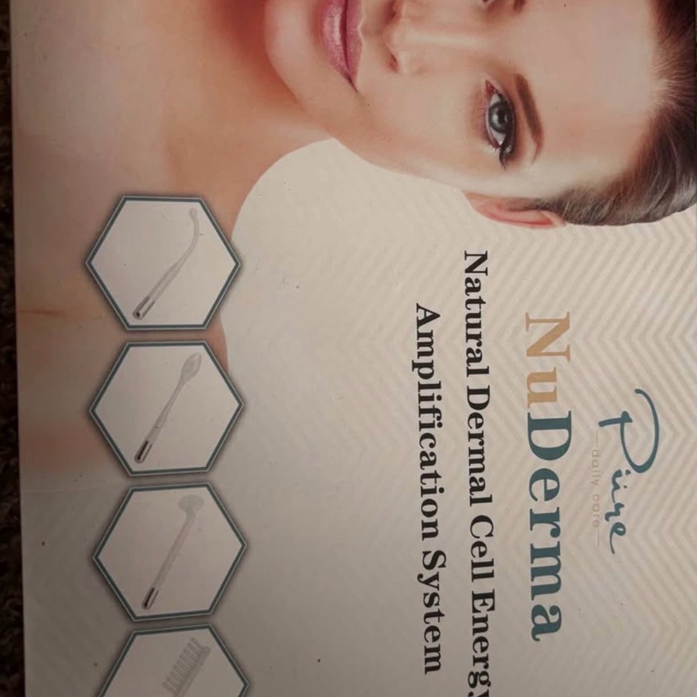 Pure NuDerma Skincare Tool - White